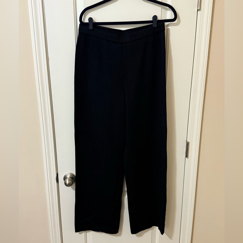 ST JOHN LUXURY KNIT BLACK PANTS 12